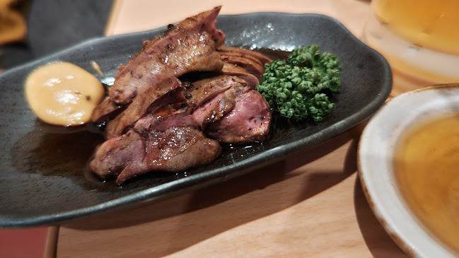 村崎焼鳥研究所 - 飲食業