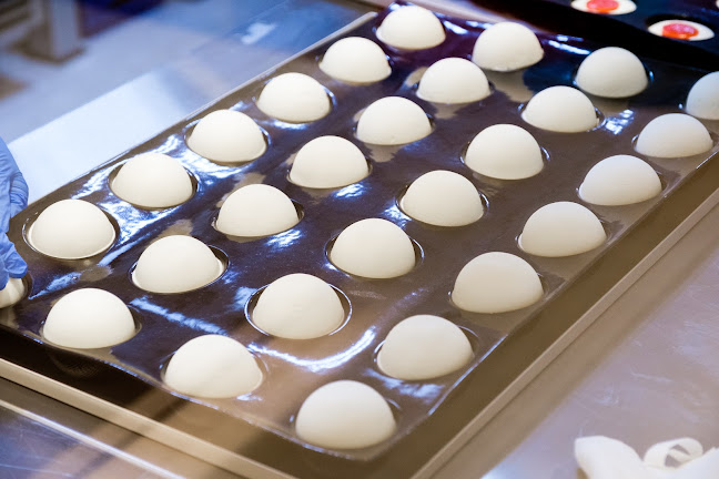 Opinii despre 道後ミルクチーズケエキ în 松山市 - 飲食業