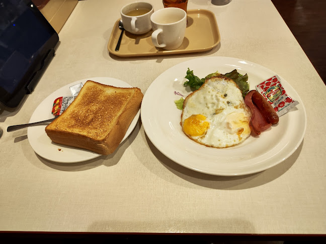 ガスト 八王子駅北口店 - 飲食業