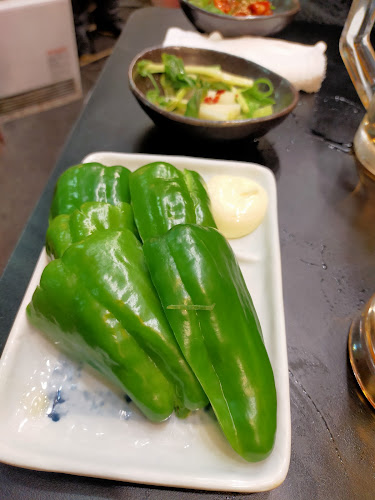 Opinii despre にくちゃん 新天地店 în 広島市 - 飲食業