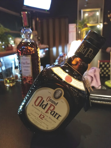 Comentarii opinii despre なないろ