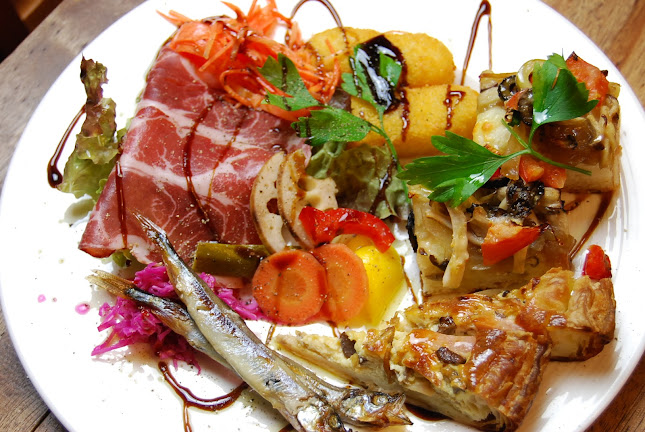 Comentarii opinii despre romantic diner loco