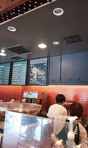 Comentarii opinii despre スターバックス コーヒー 日本橋スルガビル店