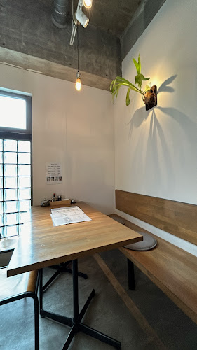 Opinii despre Hi-Fi食堂 în 福岡市 - 飲食業