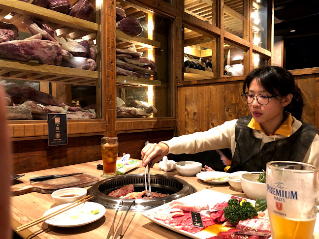 YAKINIKU A FIVE 徳 銀座八丁目店 - 飲食業