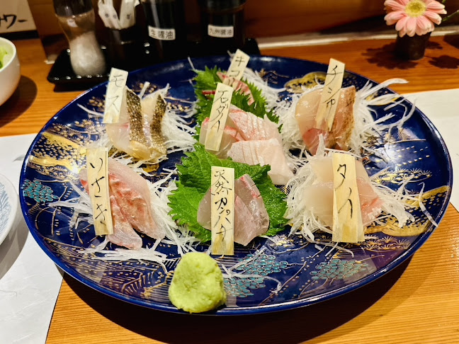 酒場・食事処 魚の まる田（まるた） - 福岡市