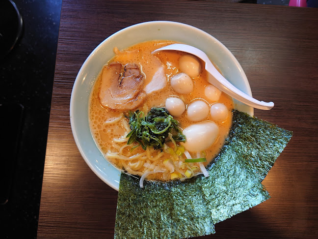 Comentarii opinii despre 横浜家系ラーメン厚木インター魂心家