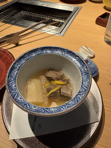 Comentarii opinii despre 焼肉会席 舌牛 銀座店