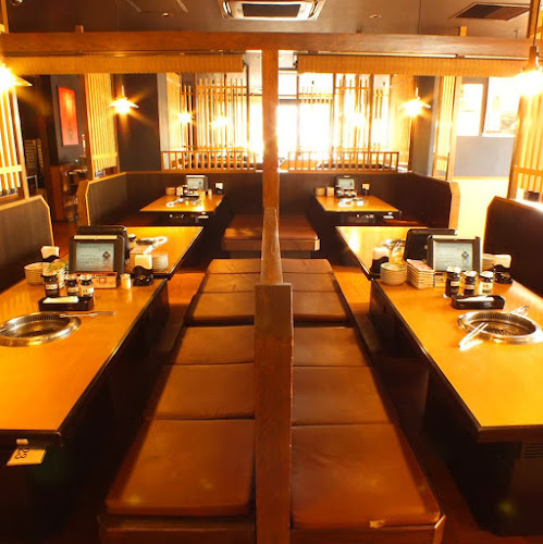 Opinii despre 焼肉きんぐ 岡山大供店 în 岡山市 - 飲食業