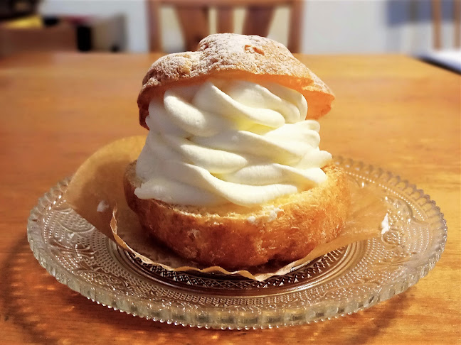 Opinii despre 銀座コージーコーナー 阪神・御影 în 神戸市 - 飲食業