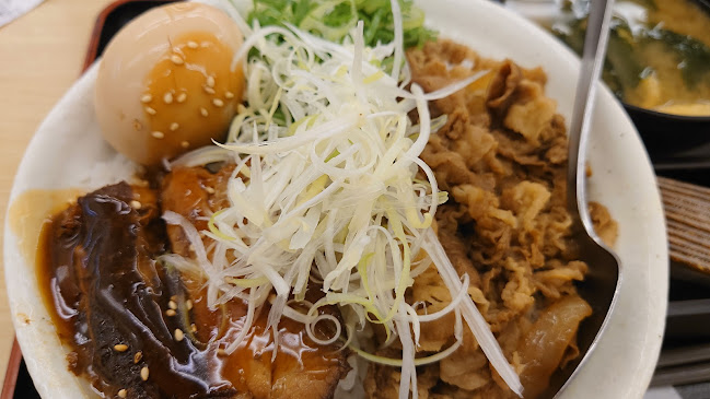 Comentarii opinii despre 松屋 吉祥寺サンロード店