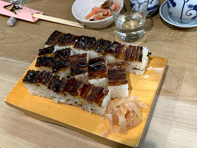 巻き押鮨専門 魚勝 - 飲食業