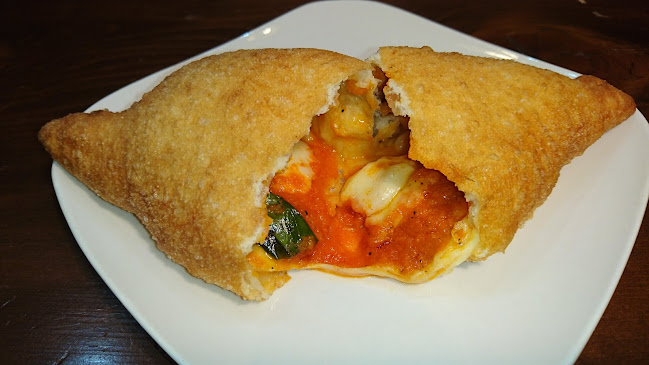 Comentarii opinii despre Calzone•Primo&Bar KONATAKA