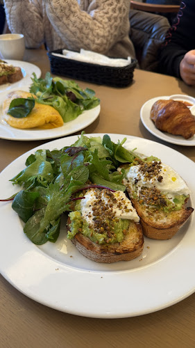 サラベス 東京店 - 千代田区