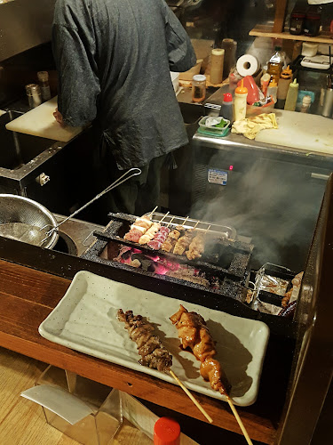 〒810-0003 福岡県福岡市中央区春吉１丁目１３−１