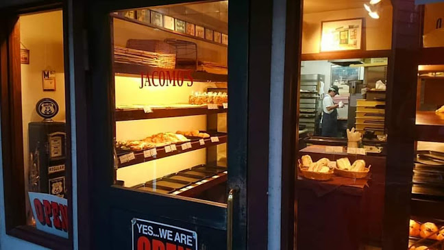 JACOMO’S a Bakery ジャコモズ ア ベーカリー