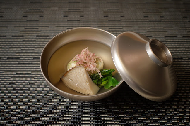 Comentarii opinii despre 料理 いしみね 那覇本店