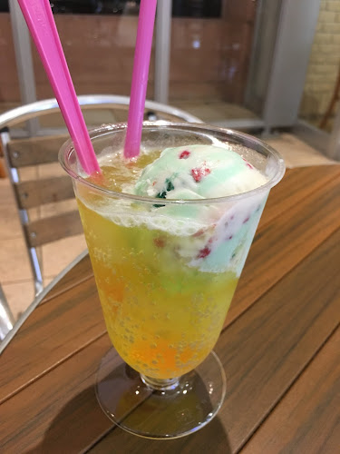 Comentarii opinii despre サーティワンアイスクリーム イオンモール福岡伊都店