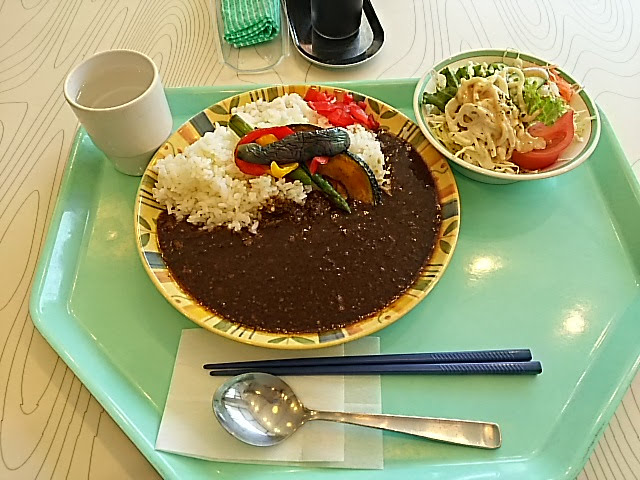 Opinii despre 刈谷市役所 食堂 în 刈谷市 - 飲食業