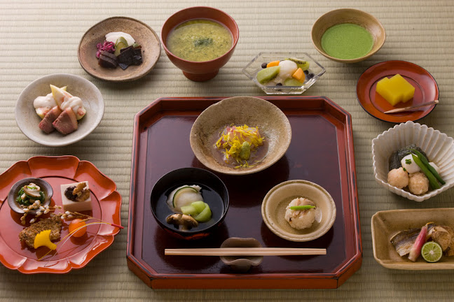 Opinii despre 塔の茶屋 în 奈良市 - 飲食業