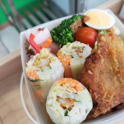 〒569-0071 大阪府高槻市城北町２丁目１４−１１ シャリテビル １F