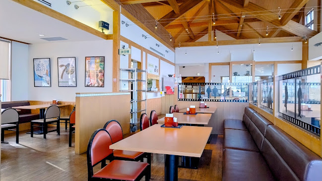 Comentarii opinii despre フードコート キネマ館