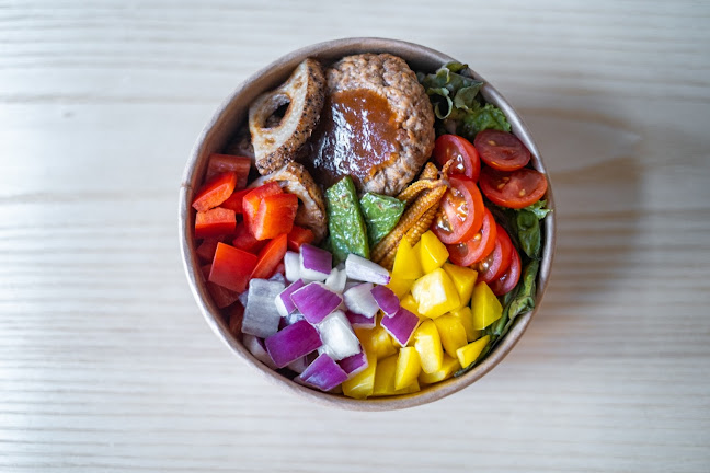 〒100-0014 東京都千代田区永田町２丁目１０−２