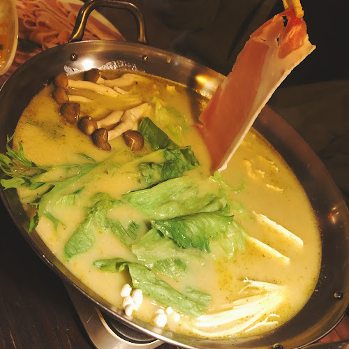 しゃぶしゃぶ&創作欧風料理 Deja vu（デシャブー） - 飲食業