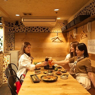 〒542-0085 大阪府大阪市中央区心斎橋筋２丁目２−１０ 新日本三ツ寺ビル １Ｆ