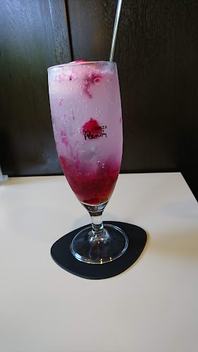 カフェ ルノアール 横浜元町店 - 横浜市