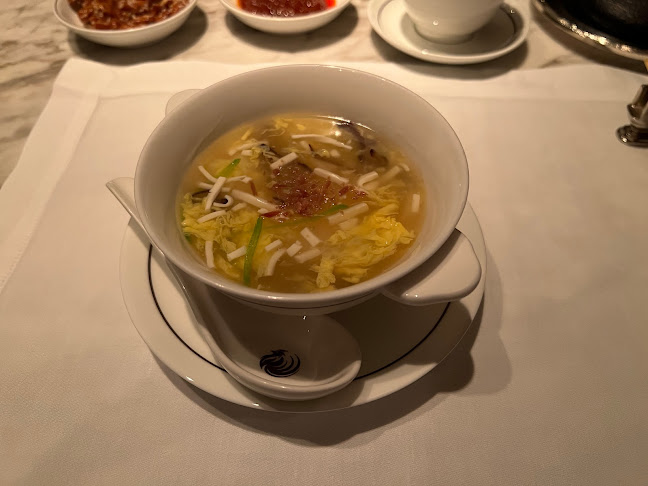 Opinii despre ヘイフンテラス în 千代田区 - 飲食業