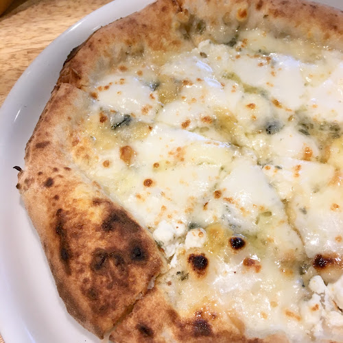 〒530-0041 大阪府大阪市北区天神橋１丁目２０−２