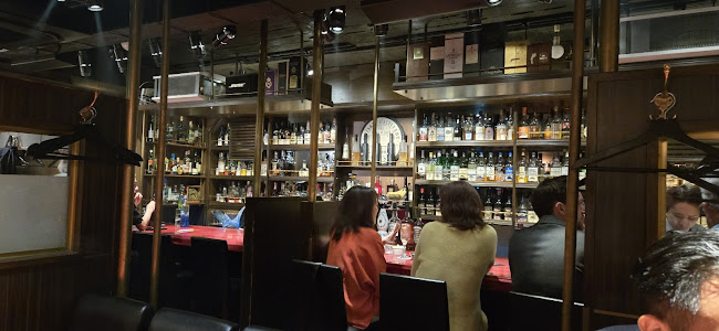 Opinii despre BAR HERMIT EAST （バーハーミットイースト）新宿東口 în 新宿区 - 飲食業