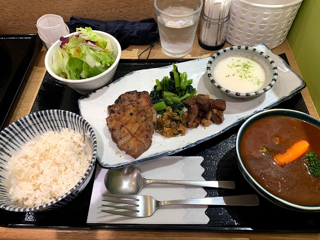 炭焼牛たん東山 沖縄リウボウ店 - 那覇市