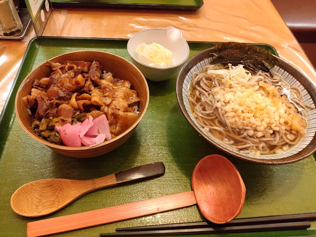 Comentarii opinii despre 居酒屋 味よし 千葉街道店