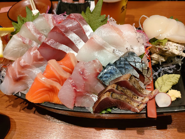 炉端焼き 家富良 - 飲食業