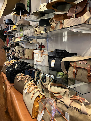 〒400-0306 山梨県南アルプス市小笠原２６８