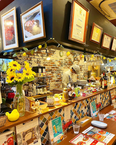 〒544-0033 大阪府大阪市生野区勝山北１丁目５−１ 桃谷駅前商店街内