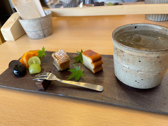 間鍋竹士のうつわを愉しむカフェギャラリー - 飲食業