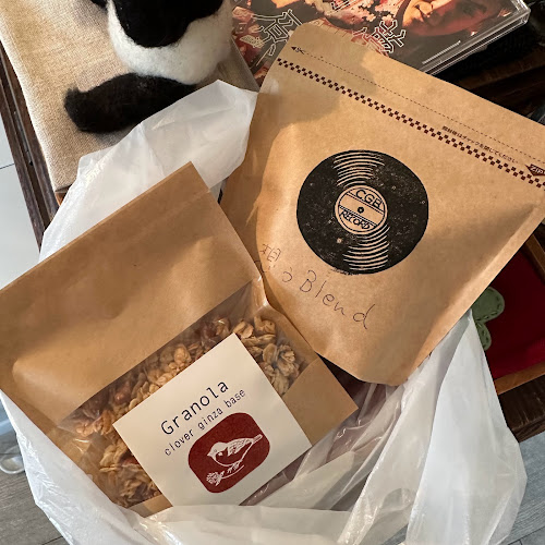 Comentarii opinii despre CLOVER GINZA BASE