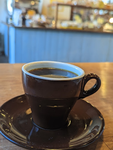 Comentarii opinii despre ベイクハウス イエローナイフ