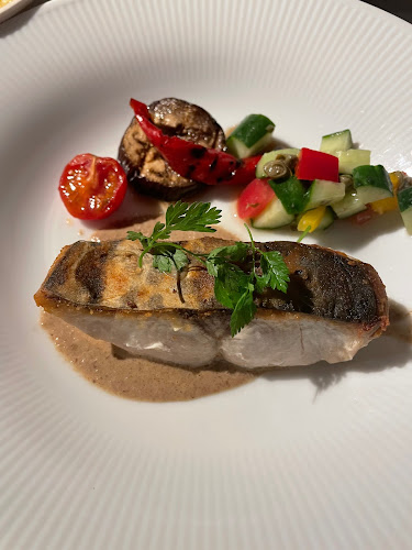 Opinii despre ワインショップオオタニ（レストランバーオオタニ） în 明石市 - 飲食業