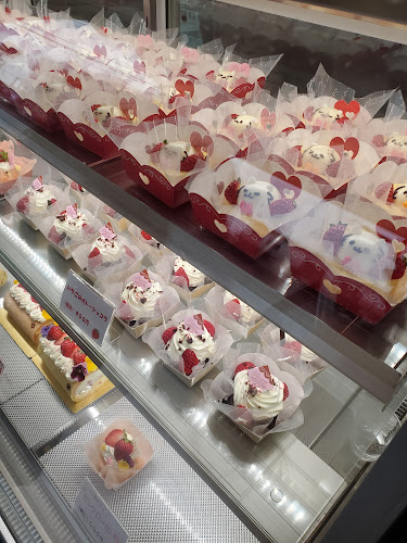 Opinii despre パティスリーコロン în 神戸市 - 飲食業