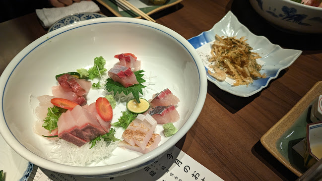 Opinii despre かっぽう居酒屋 水魚 în 金沢市 - 飲食業