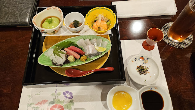 割烹 明徳 - 飲食業