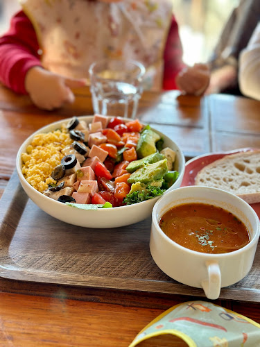 〒154-0013 東京都世田谷区駒沢公園１丁目１−２