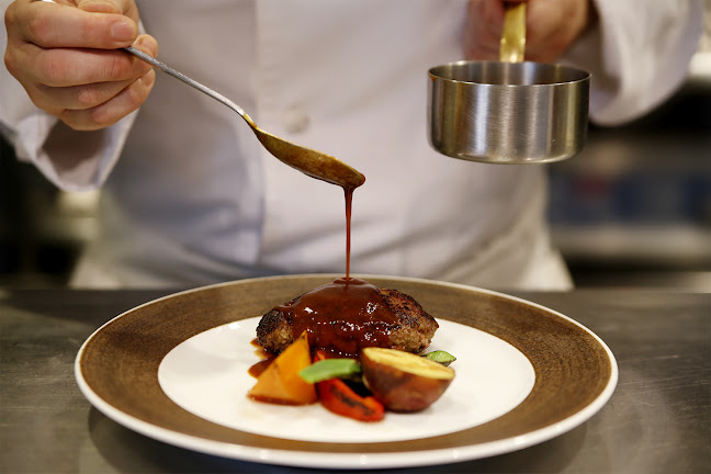 〒651-0085 兵庫県神戸市中央区八幡通４丁目１−２７ Ｄグラフォート神戸三宮タワー 1F