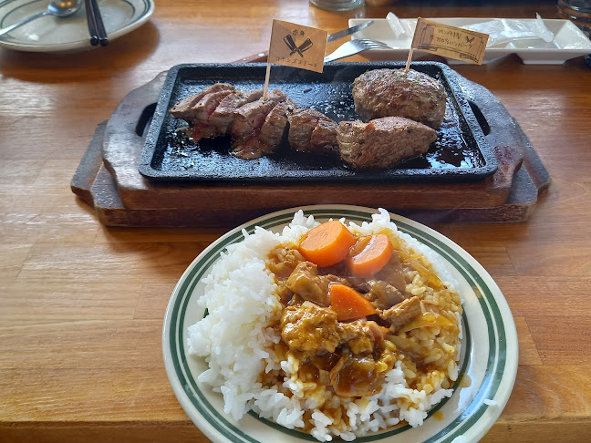 Opinii despre コモンズステーキ în 糸満市 - 飲食業