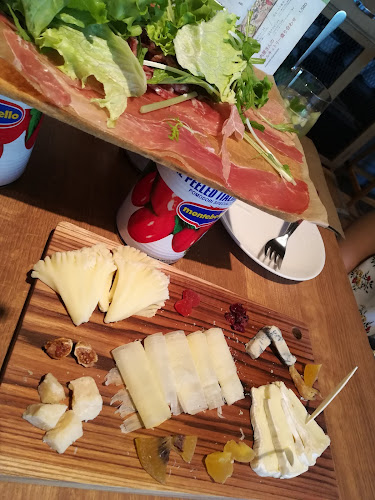 〒330-0854 埼玉県さいたま市大宮区桜木町１丁目1−１０ ＯＺ ＳＡＫＵＲＡビル 2F