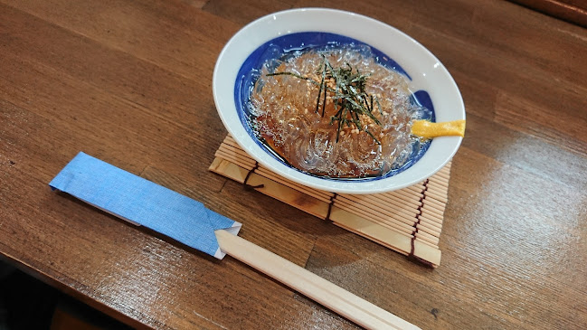 Opinii despre 駅カフェ(七日町駅カフェ) în 会津若松市 - 飲食業